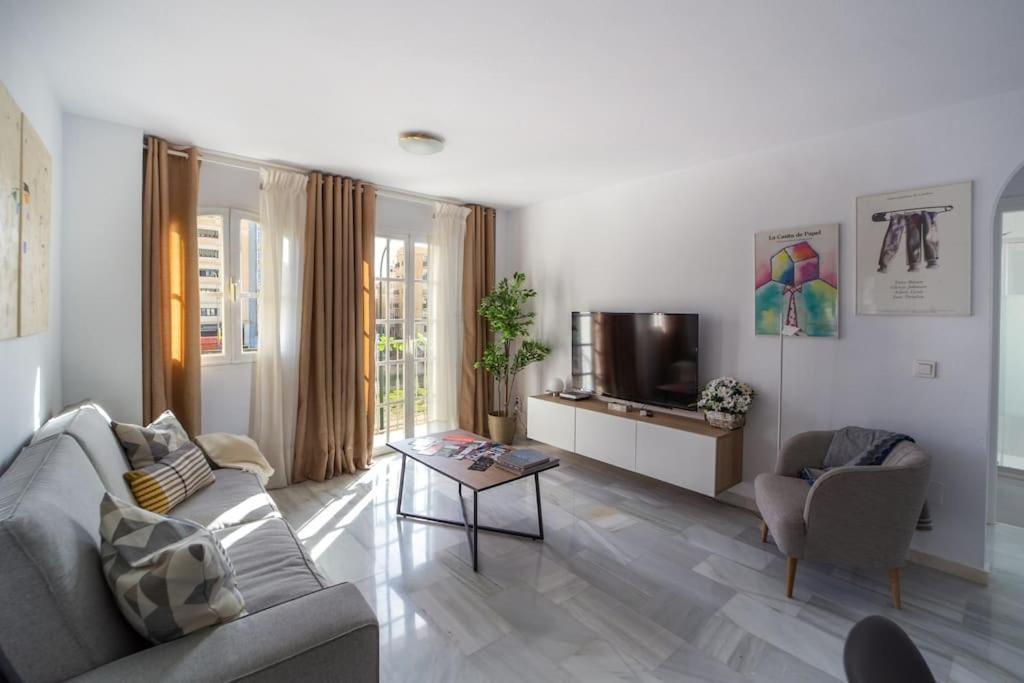 Central And Beautiful Apartment - Free Parking Malaga Ngoại thất bức ảnh