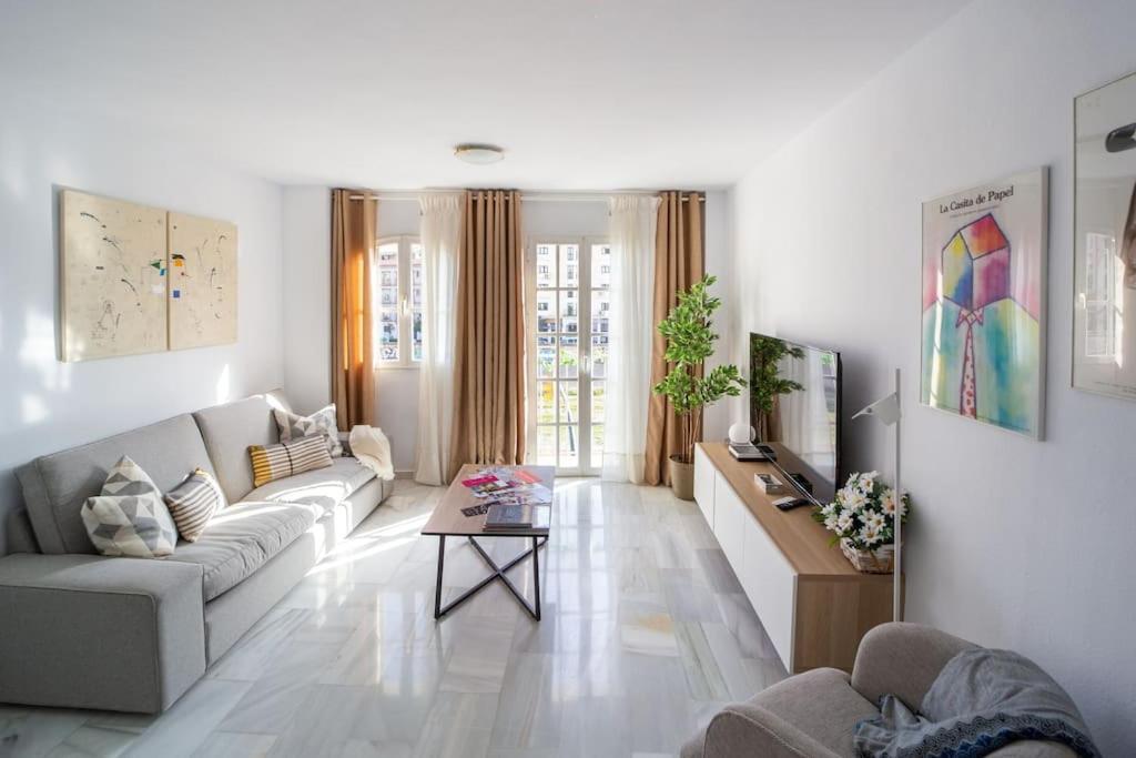 Central And Beautiful Apartment - Free Parking Malaga Ngoại thất bức ảnh